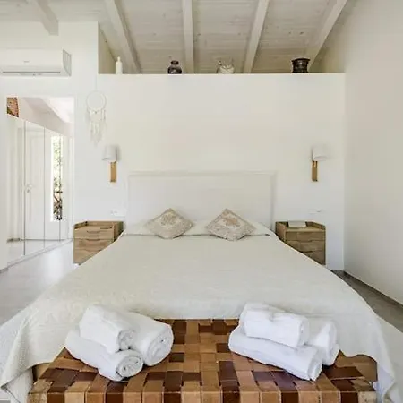 Exclusive Aurea With Private Pool *